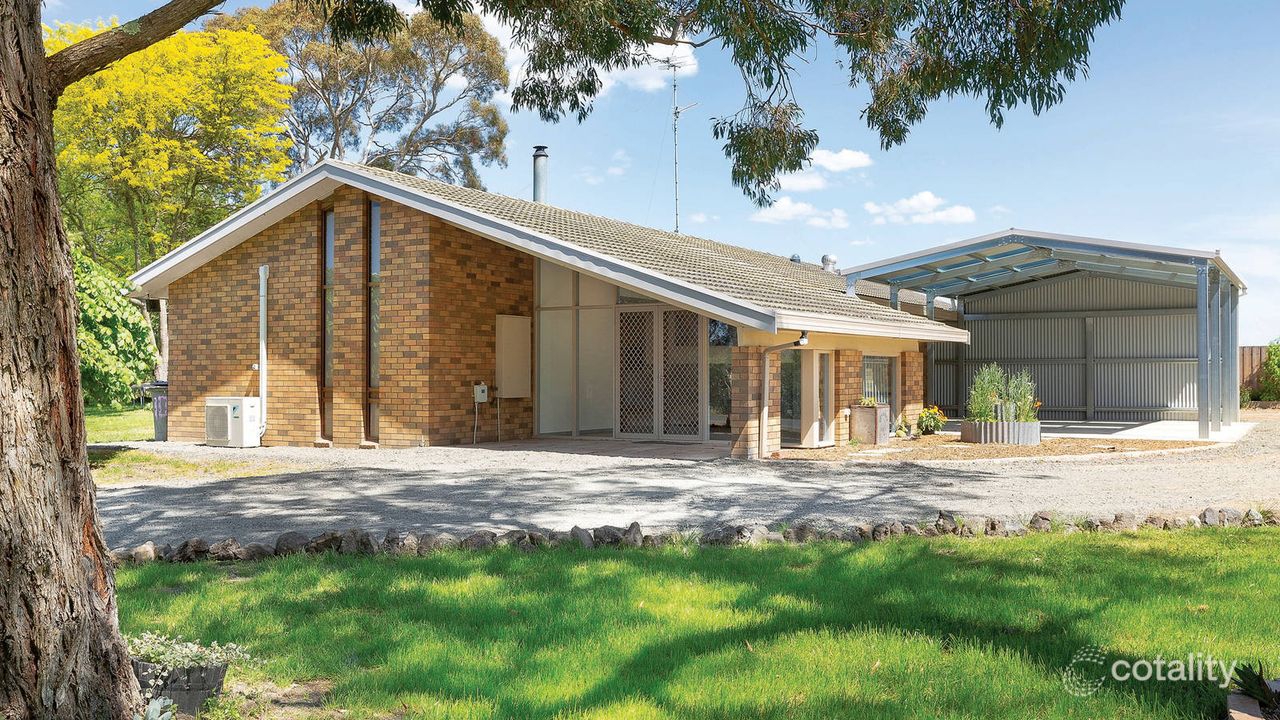4-bedroom house at 10 Nine Mile Road, Napoleons, VIC 3352, Golden Plains Council, Victoria