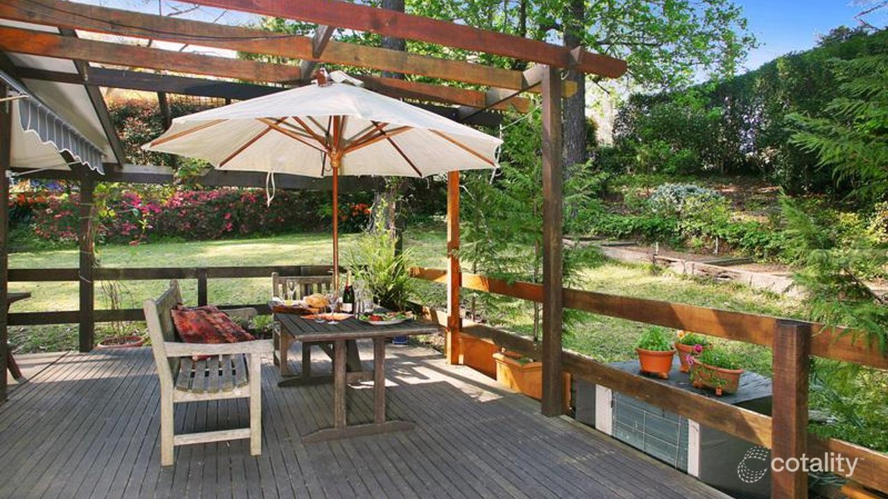 5-bedroom house at 2A Munderah Street, Wahroonga, NSW 2076, Ku-Ring-Gai, New South Wales
