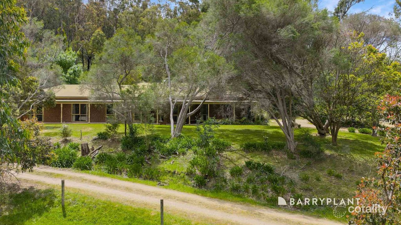 4-bedroom house at 499 Garfield North Road, Garfield North, VIC 3814, Cardinia, Victoria