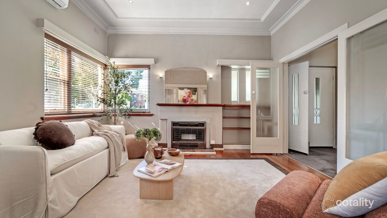 3-bedroom house at 5 Stradbroke Avenue, Brighton East, VIC 3187, Bayside (Vic.), Victoria