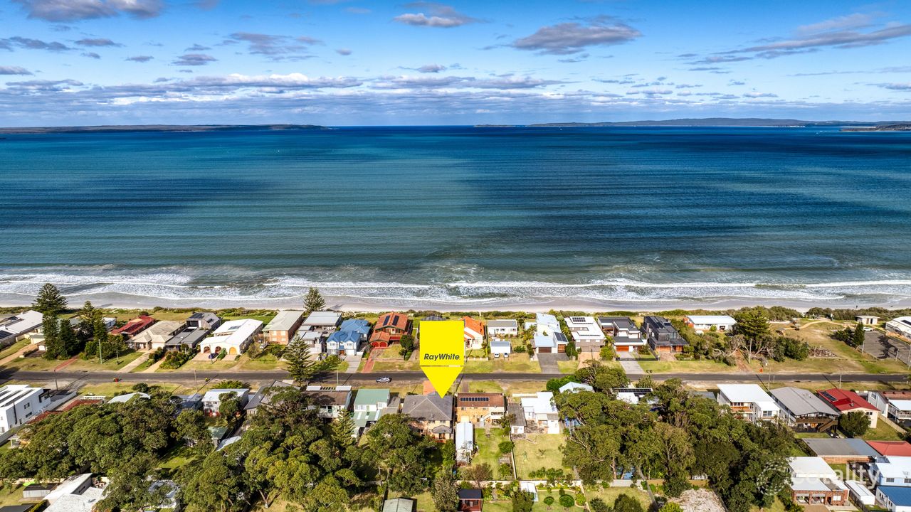 3-bedroom house at 96 Quay Road, Callala Beach, NSW 2540, Shoalhaven Council, New South Wales