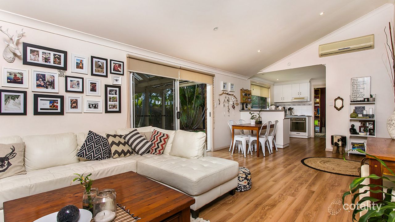 4-bedroom unit at 22 Teak Circuit, Suffolk Park, NSW 2481, Byron, New South Wales