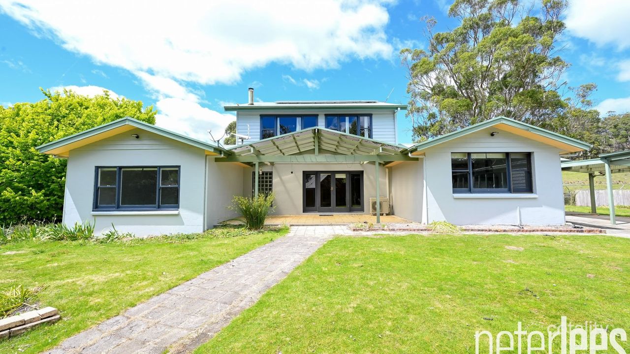 6-bedroom house at 2671 Frankford Road, Frankford, TAS 7275, West Tamar Council, Tasmania