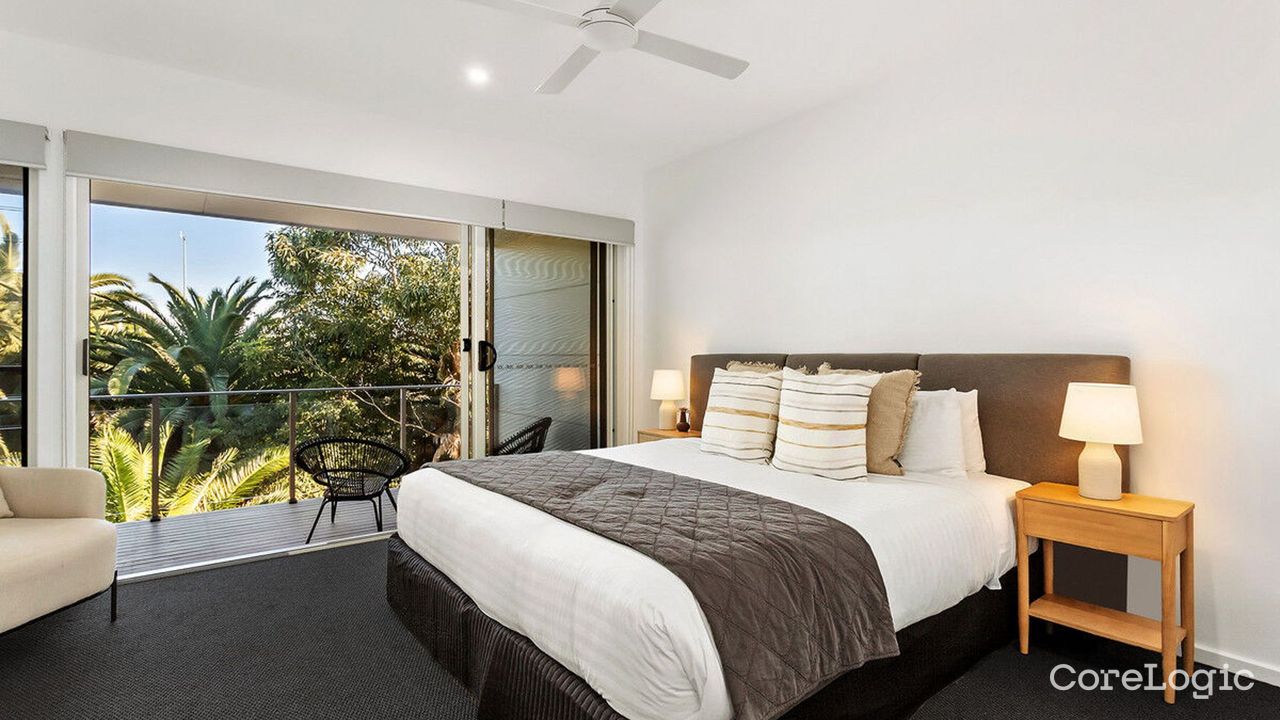 3-bedroom unit at 1/1B Hargrave Street, Newcastle Council, New South Wales