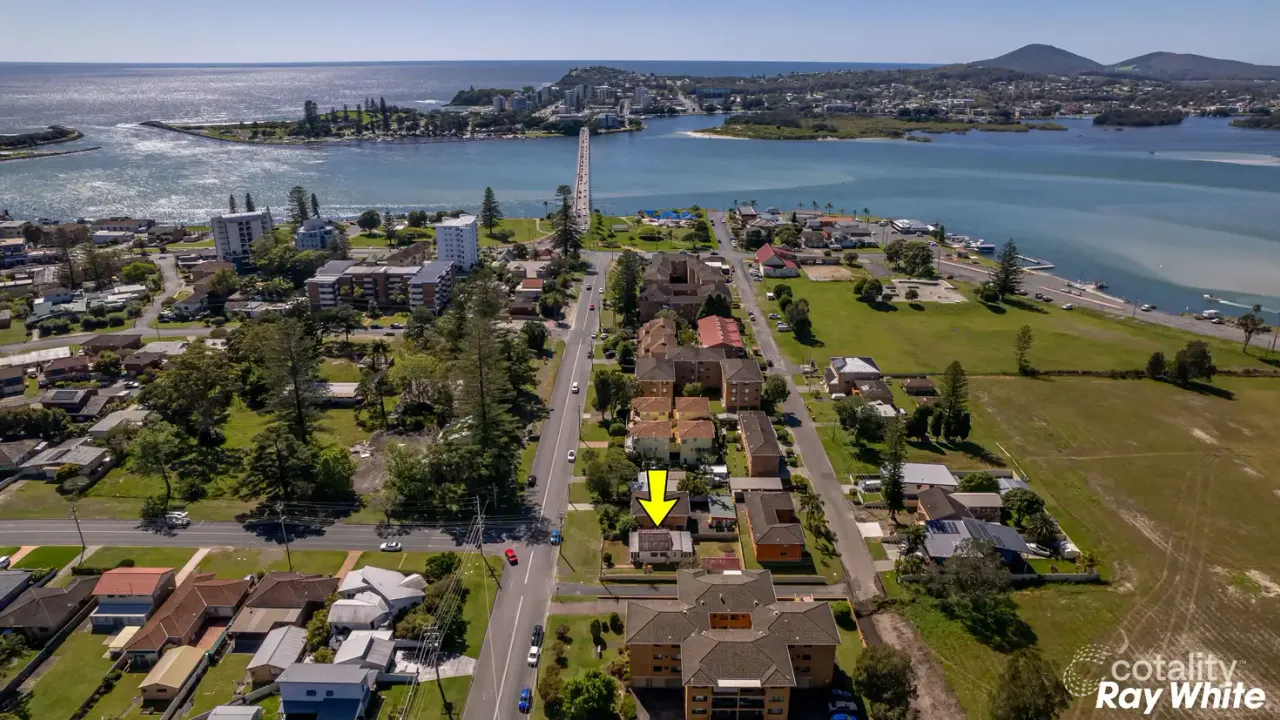 2-bedroom house at 22 Taree Street, Tuncurry, NSW 2428, Mid-Coast, New South Wales