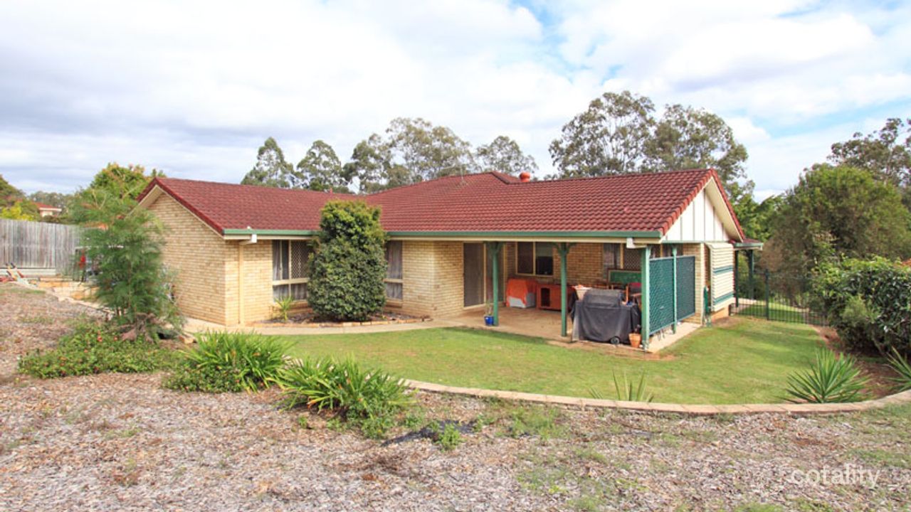 4-bedroom house at 100 Bangalow Street, Bridgeman Downs, QLD 4035, Brisbane, Queensland