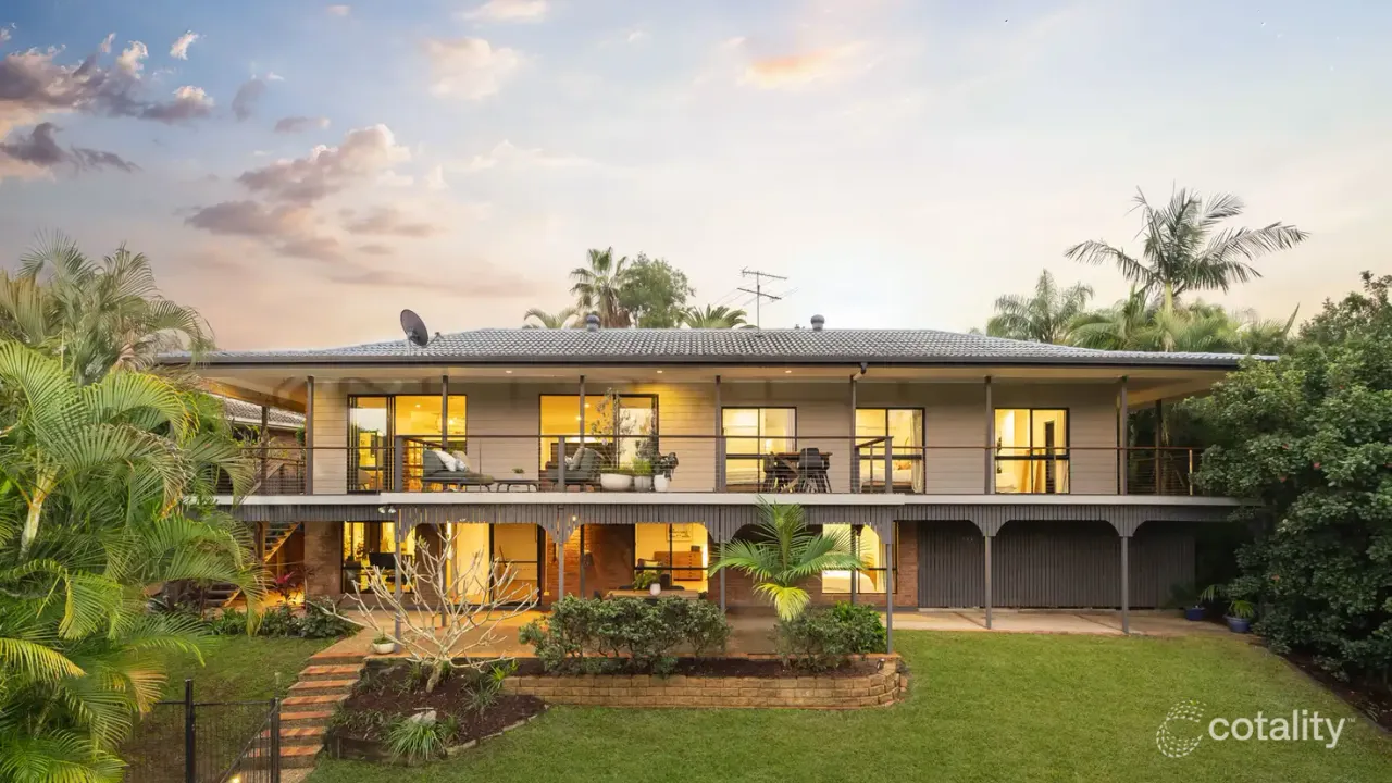 6-bedroom house at 31 Broadmoor Street, Kenmore Hills, QLD 4069, Brisbane, Queensland