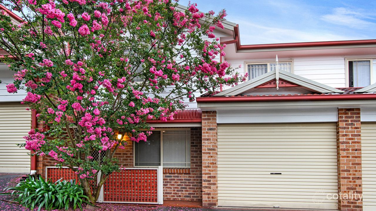 3-bedroom unit at 4/82-88 Daintree Drive, Albion Park, NSW 2527, Shellharbour, New South Wales