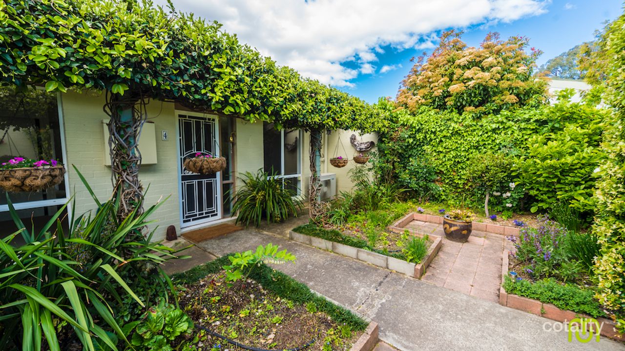 2-bedroom unit at 4/9 Ferry Place, Gordon, ACT 2906, Unincorporated Act, Australian Capital Territory