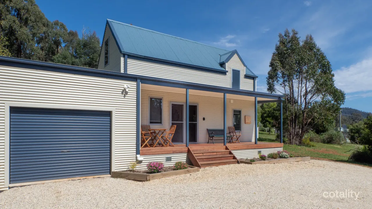 2-bedroom house at 114 Falls Road, Marysville, VIC 3779, Murrindindi Council, Victoria