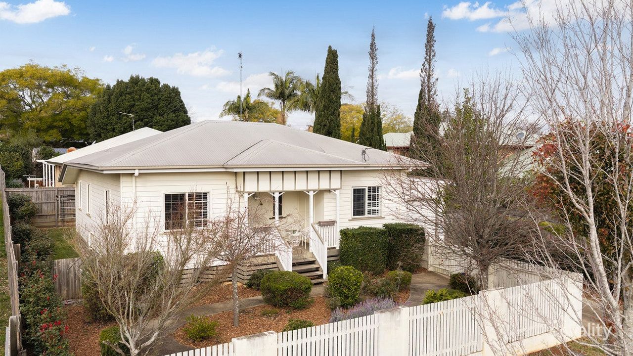 3-bedroom house at 332 Hume Street, Centenary Heights, QLD 4350, Toowoomba, Queensland