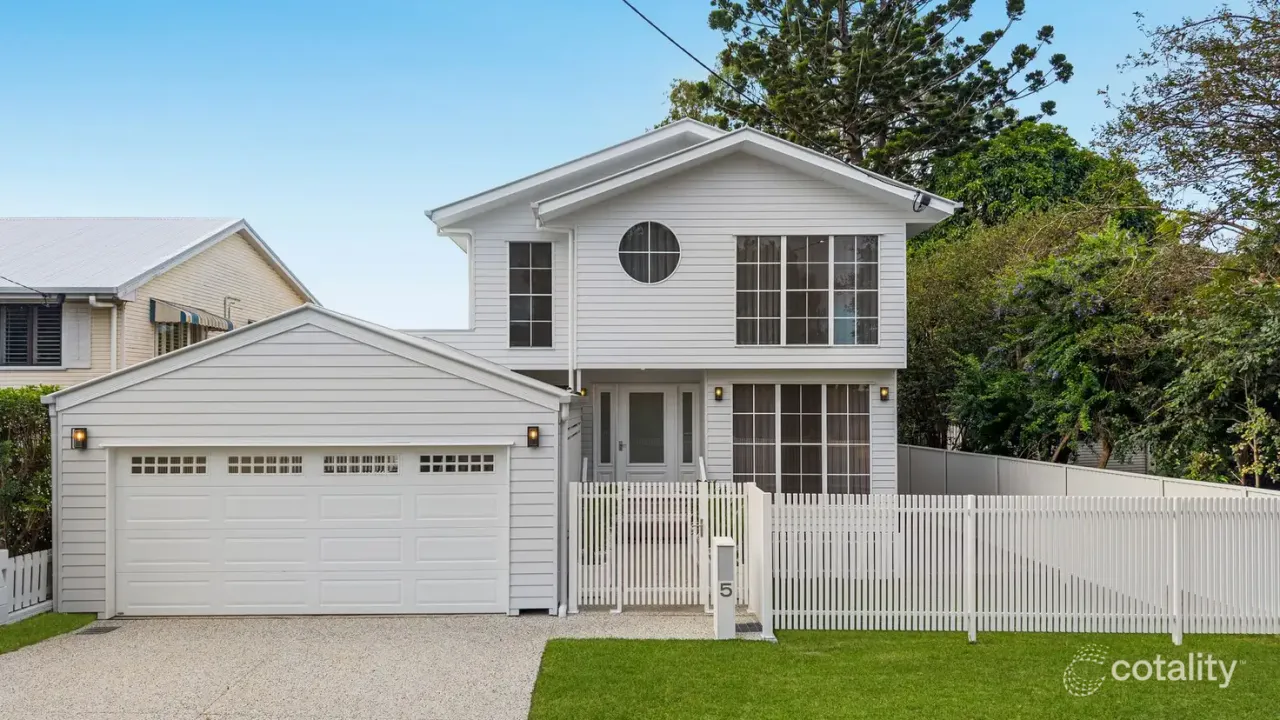 5-bedroom house at 5 Bloxsom Street, Kedron, QLD 4031, Brisbane Council, Queensland