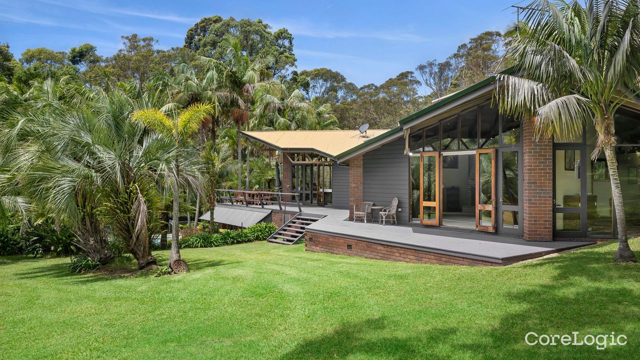 3-bedroom house at 8 Cicada Glen Road, Northern Beaches Council, New South Wales