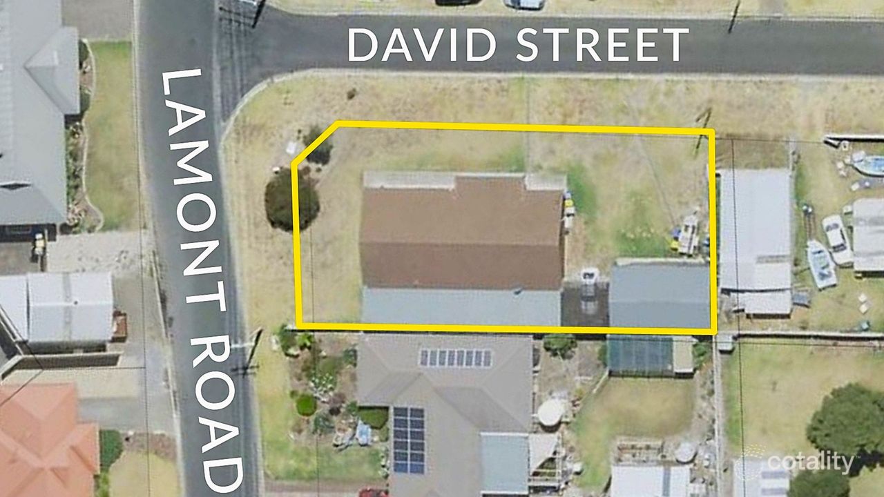 3-bedroom house at 10 Lamont Road, Mccracken, SA 5211, Victor Harbor Council, South Australia
