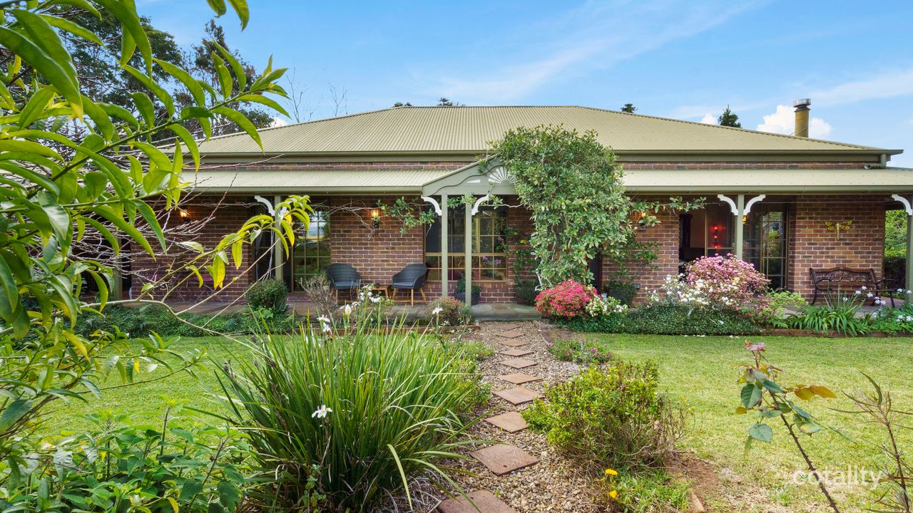 3-bedroom house at 2-4 Willow Court, Beechmont, QLD 4211, Scenic Rim Council, Queensland