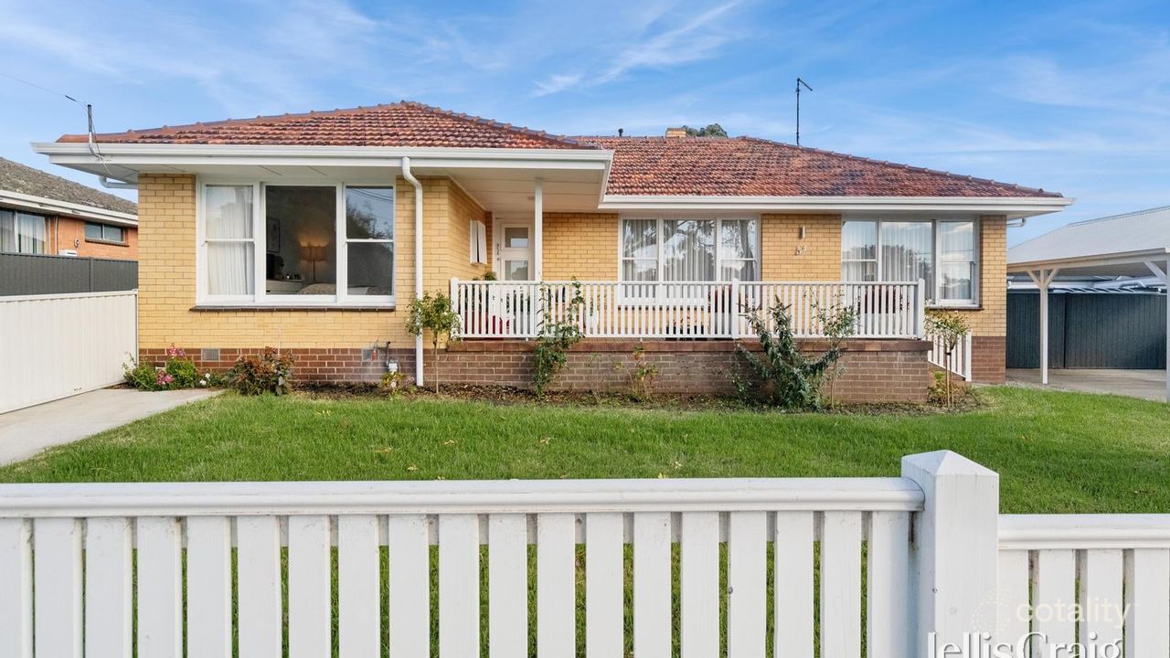 3-bedroom house at 6 Brophy Street, Brown Hill, VIC 3350, Ballarat, Victoria