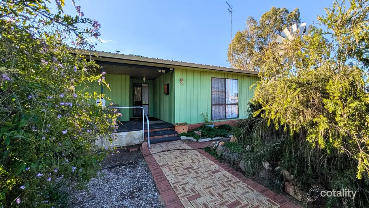 4-bedroom house at 65 Forrest Street, Kellerberrin, WA 6410, Kellerberrin, Western Australia