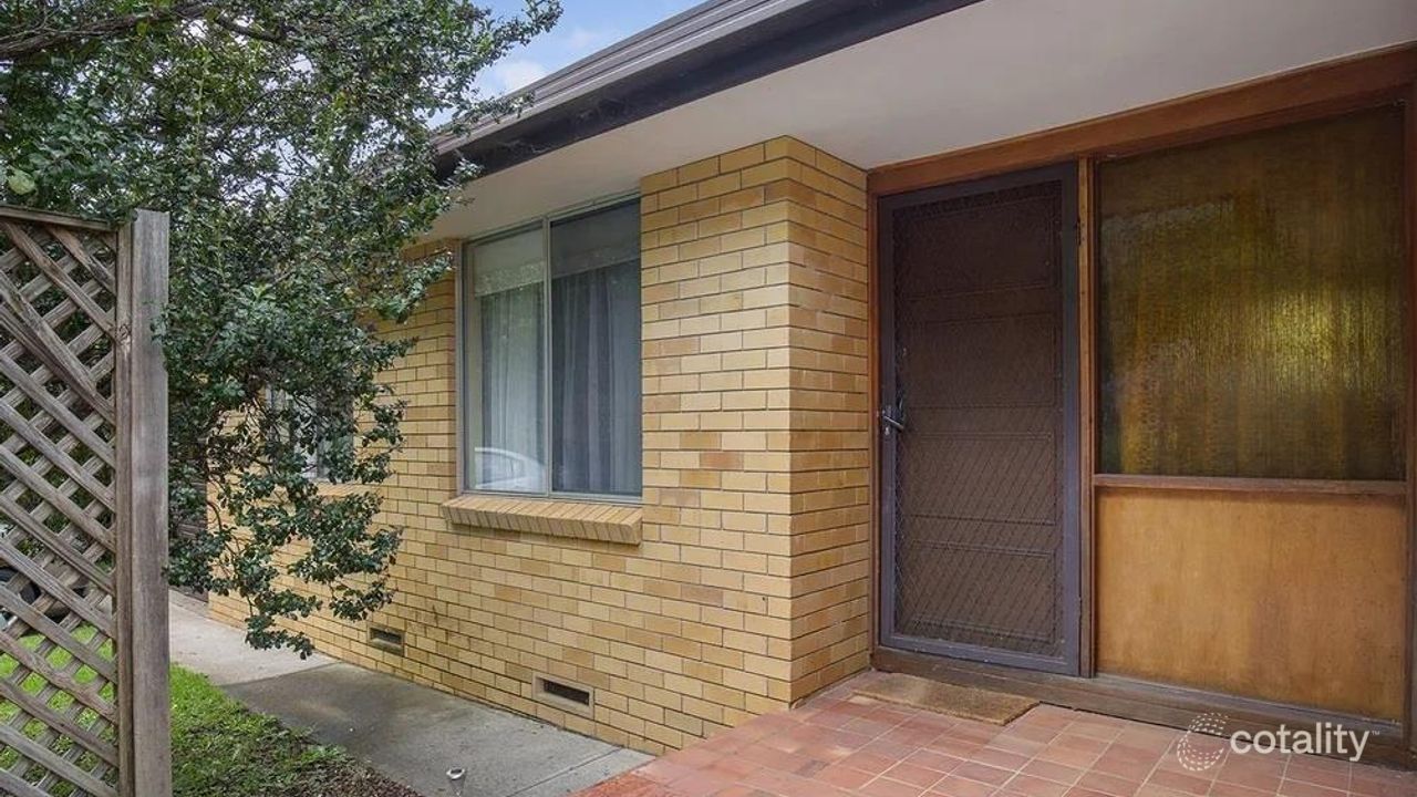 2-bedroom unit at 2/24 Gordon Street, Armidale, NSW 2350, Armidale, New South Wales
