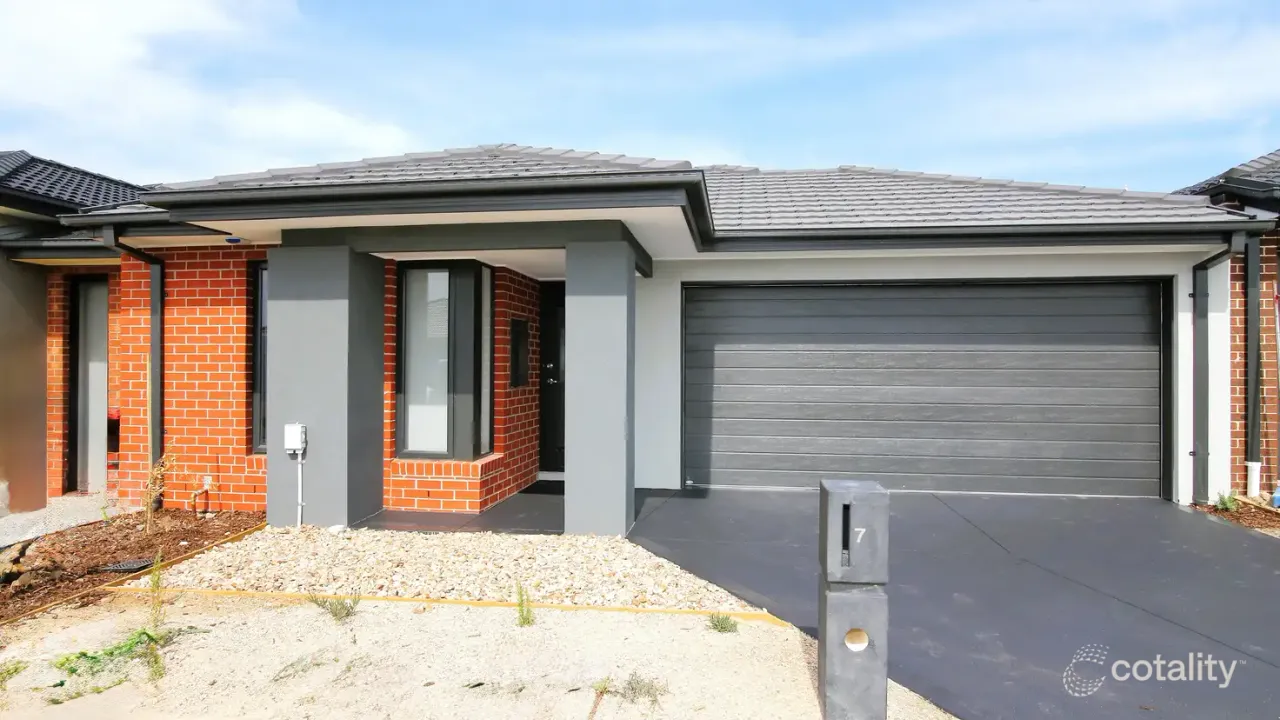 4-bedroom house at 7 Nitre Street, Manor Lakes, VIC 3024, Wyndham Council, Victoria