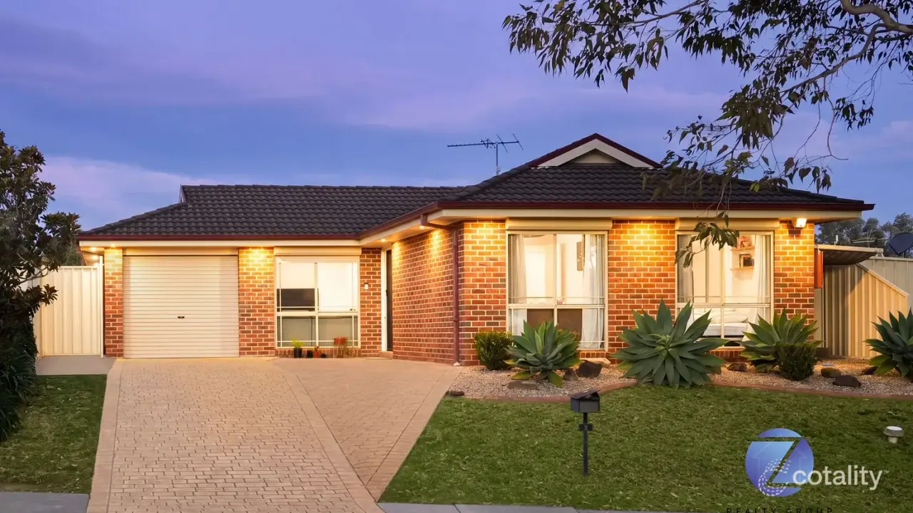 3-bedroom house at 2 Beyer Place, Currans Hill, NSW 2567, Camden, New South Wales