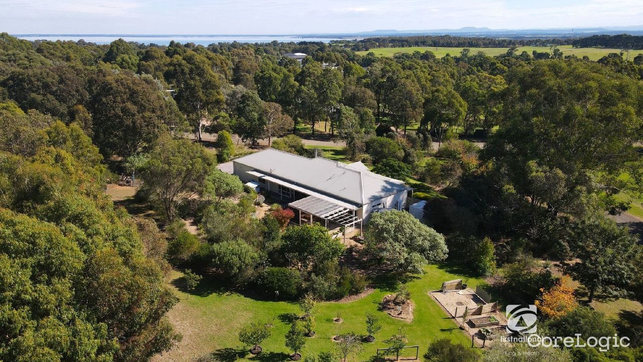 3-bedroom house at 15 Kings Cove Boulevard, East Gippsland Council, Victoria