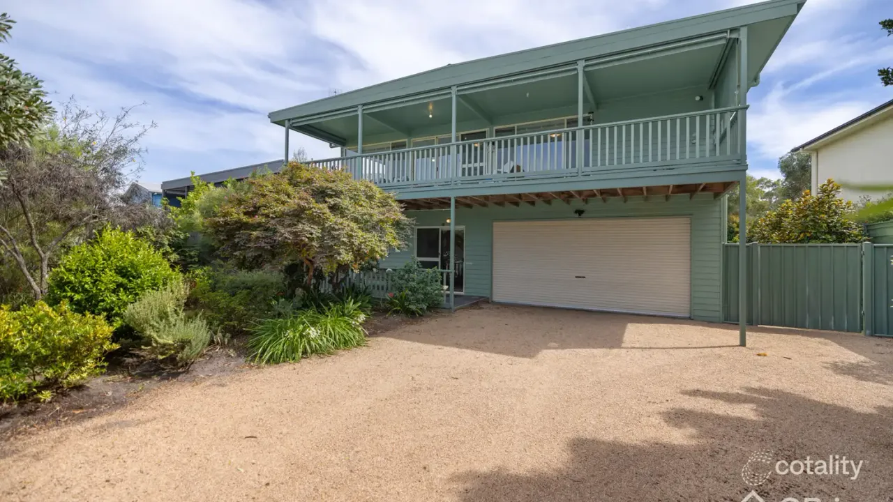 3-bedroom house at 6 Currawong Close, Raymond Island, VIC 3880, East Gippsland Council, Victoria