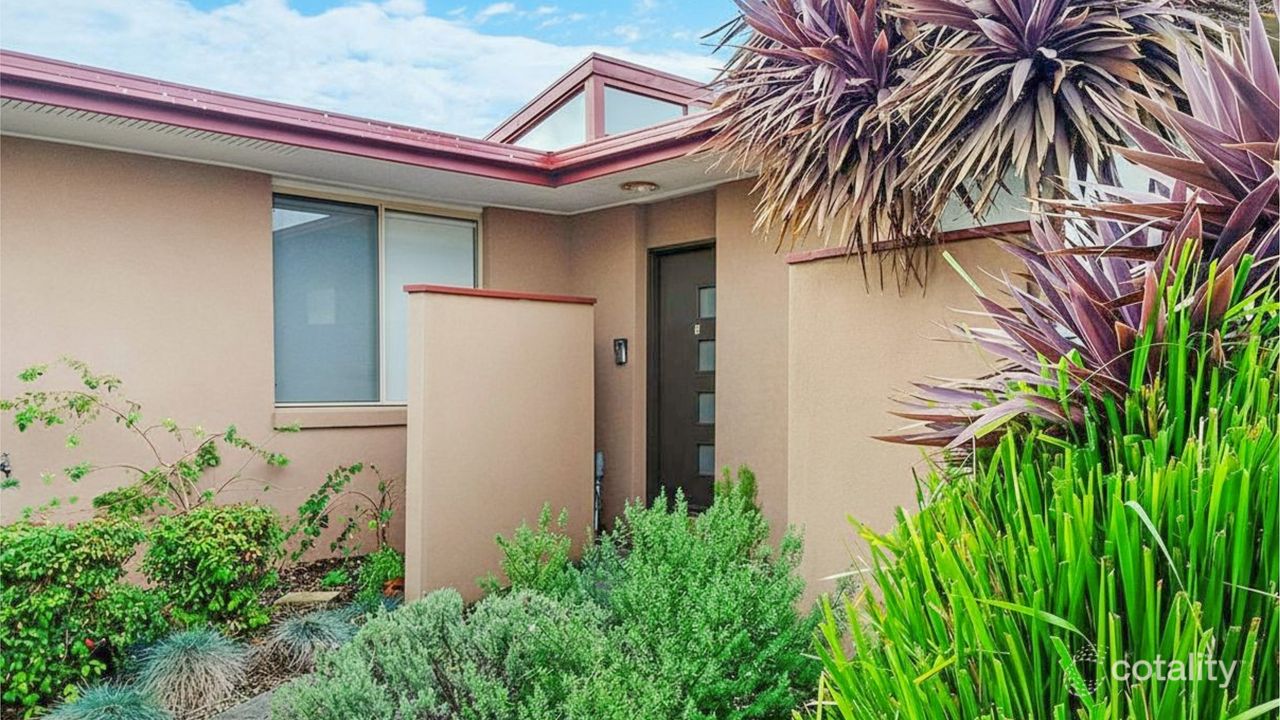 2-bedroom unit at 7 Lancaster Close, Portland, VIC 3305, Glenelg, Victoria