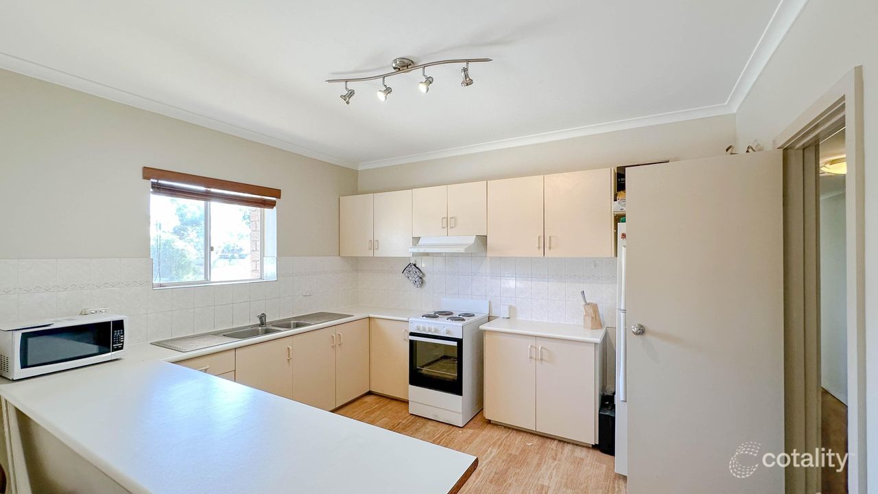 3-bedroom unit at 3/6 Hong Street, Gillen, NT 0870, Alice Springs Council, Northern Territory