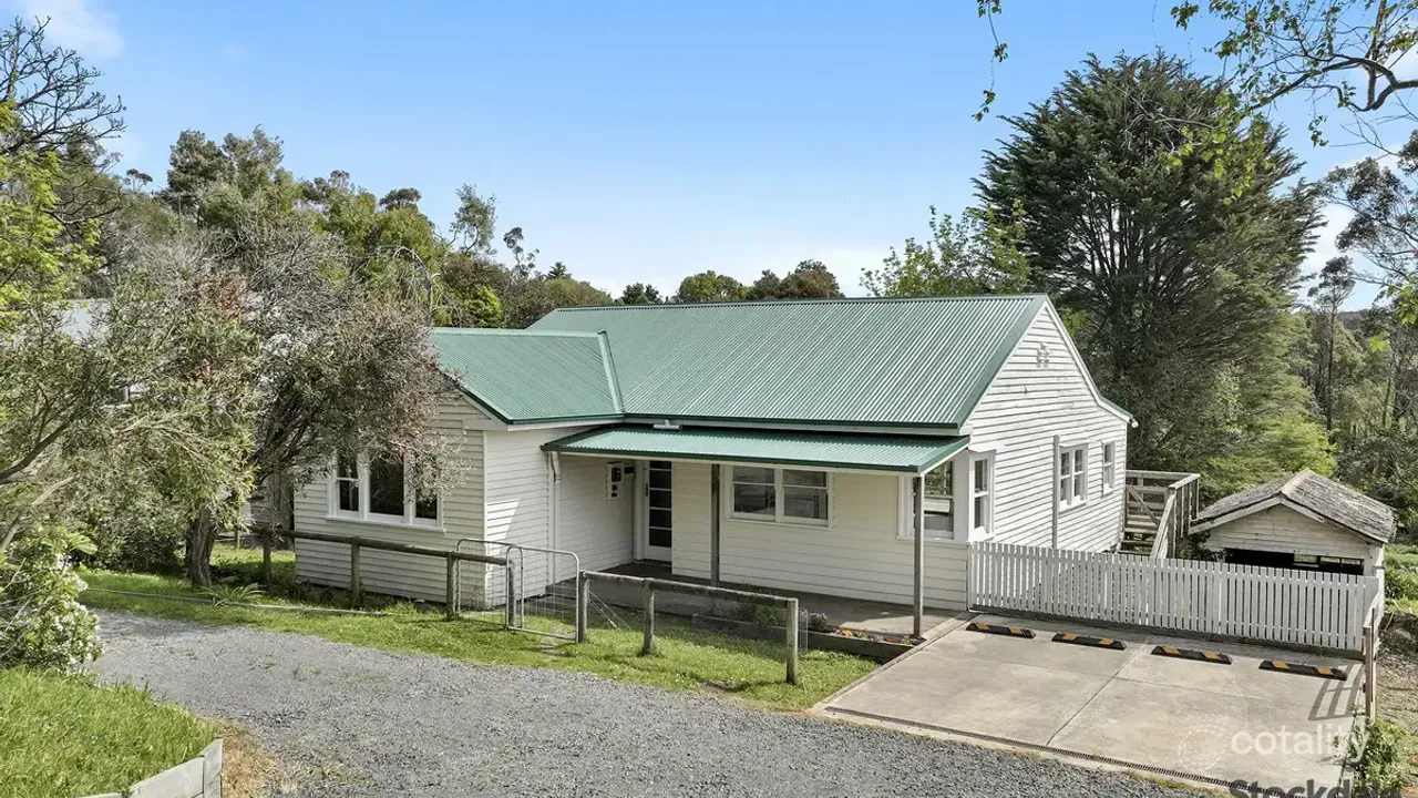 3-bedroom house at 5 Thorpdale Road, Mirboo North, VIC 3871, South Gippsland, Victoria