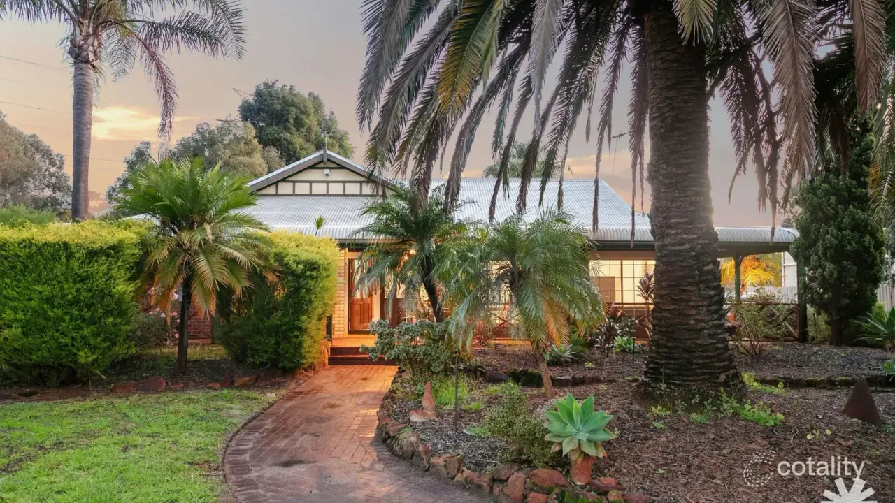 5-bedroom house at 23 Mandogalup Road, Mandogalup, WA 6167, Kwinana Council, Western Australia