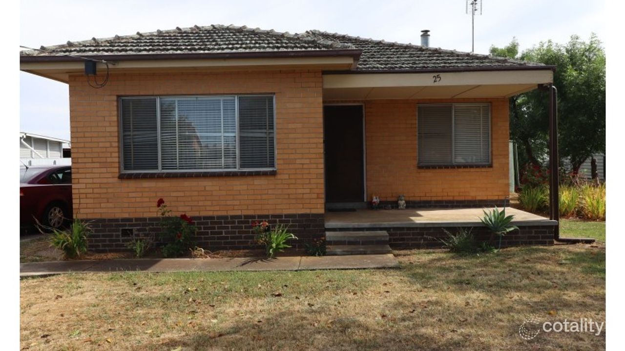 2-bedroom house at 25 Ottrey Street, Pyramid Hill, VIC 3575, Loddon, Victoria