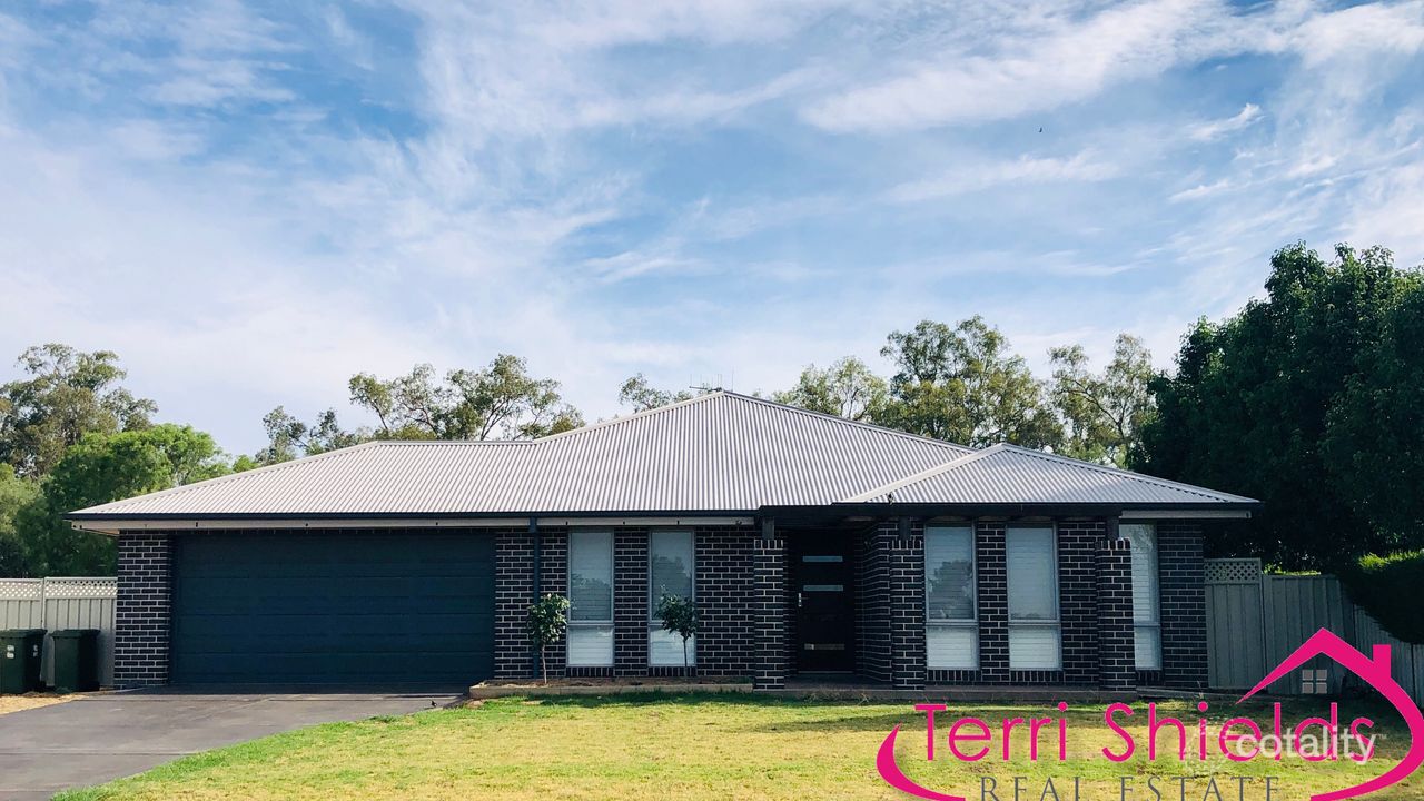 4-bedroom house at 25 Deacon Drive, Warren, NSW 2824, Warren Council, New South Wales