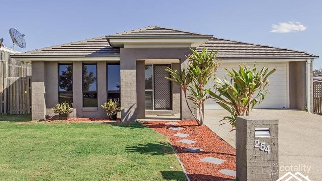3-bedroom house at 254 Alawoona Street, Redbank Plains, QLD 4301, Ipswich, Queensland