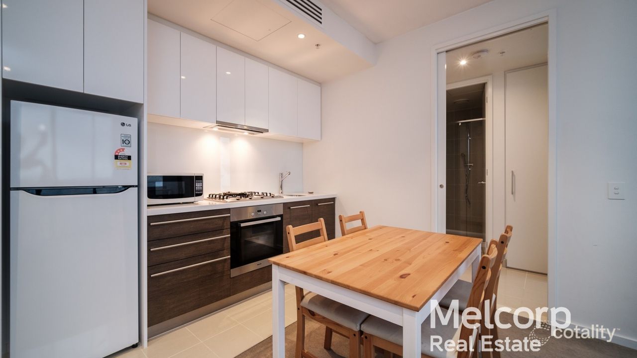 1-bedroom unit at 3006/318 Russell Street, Melbourne, VIC 3000, Melbourne, Victoria
