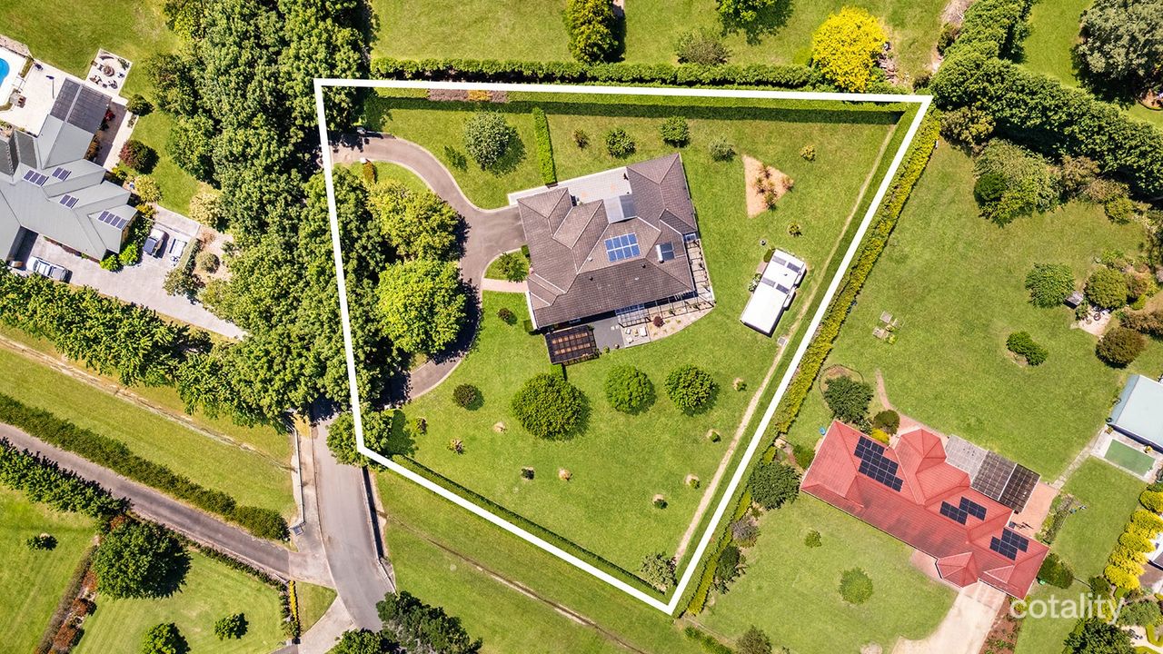 4-bedroom house at 10 Stratford Way, Burradoo, NSW 2576, Wingecarribee Council, New South Wales