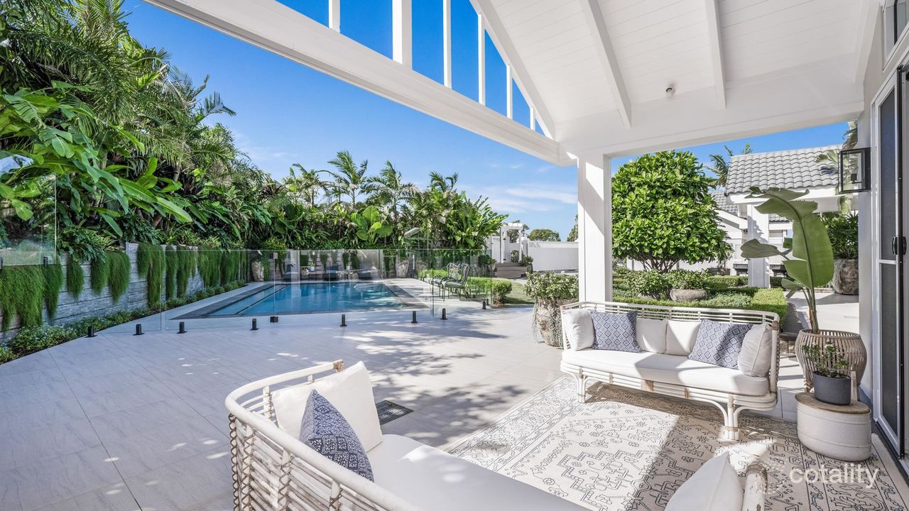5-bedroom house at 7002 Riverview Crescent, Hope Island, QLD 4212, Gold Coast, Queensland