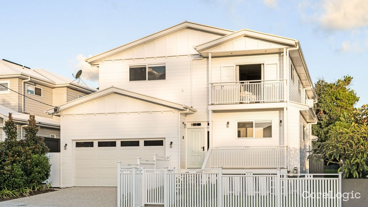 5-bedroom house at 27 Zeehan Street, Brisbane Council, Queensland