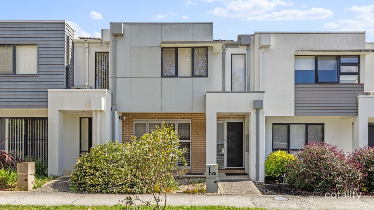 2-bedroom unit at 165 Spriggs Drive, Croydon, VIC 3136, Maroondah, Victoria