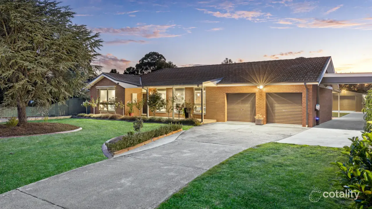 3-bedroom house at 8 Vincent Court, Delacombe, VIC 3356, Ballarat, Victoria