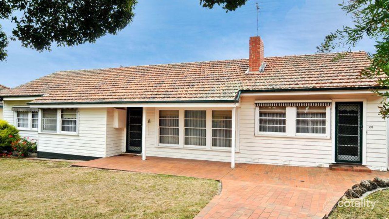 3-bedroom unit at 301 Station Street, Box Hill South, VIC 3128, Whitehorse Council, Victoria
