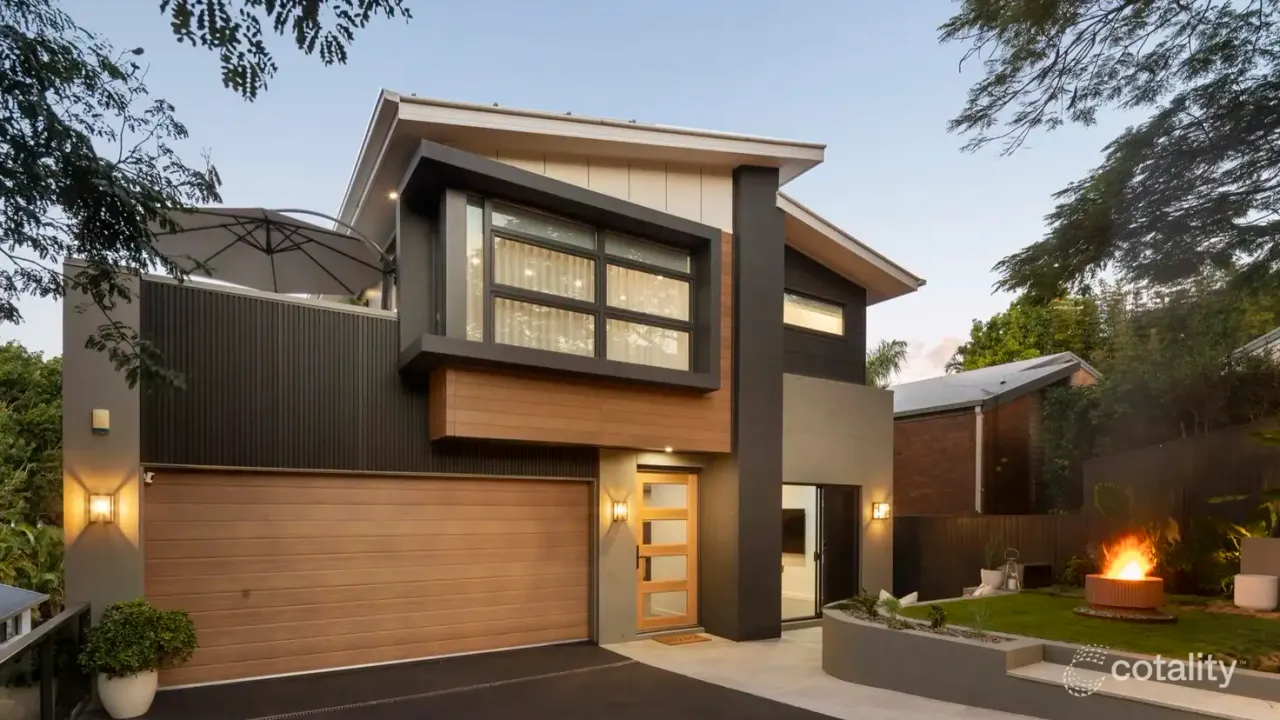 5-bedroom house at 7 Wallara Street, Balmoral, QLD 4171, Brisbane, Queensland