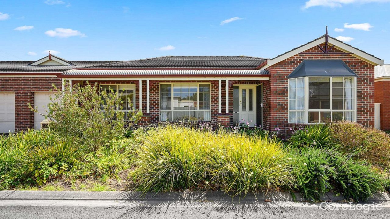 2-bedroom unit at 2 Winnen Place, Moyne Council, Victoria