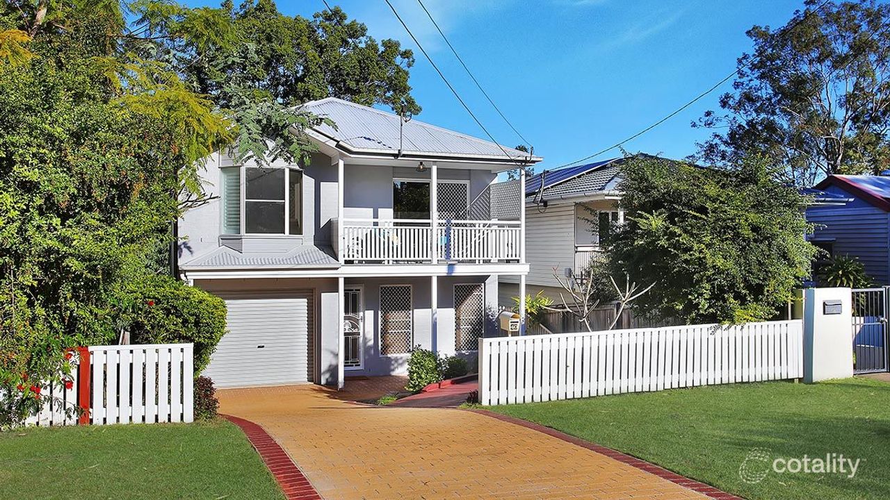 4-bedroom house at 40 Henry Street, Chapel Hill, QLD 4069, Brisbane, Queensland