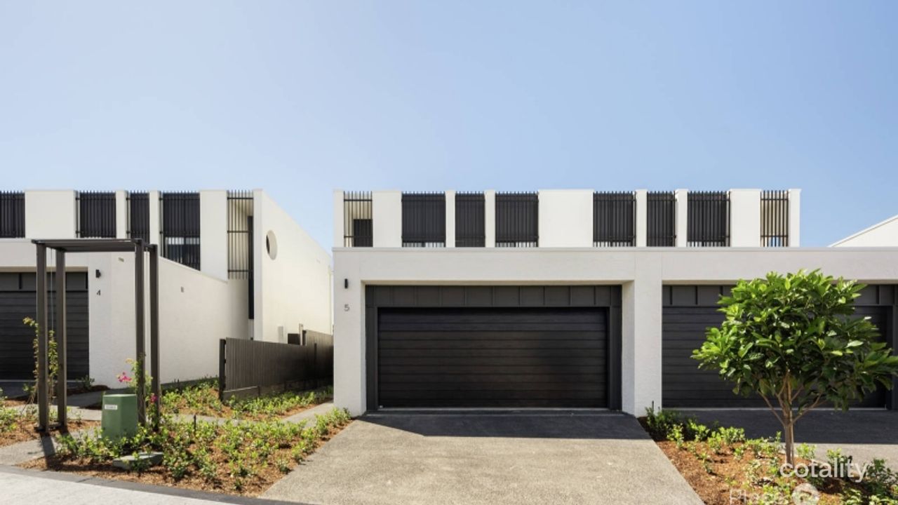 3-bedroom unit at 5/100 Champions Crescent, Brookwater, QLD 4300, Ipswich Council, Queensland