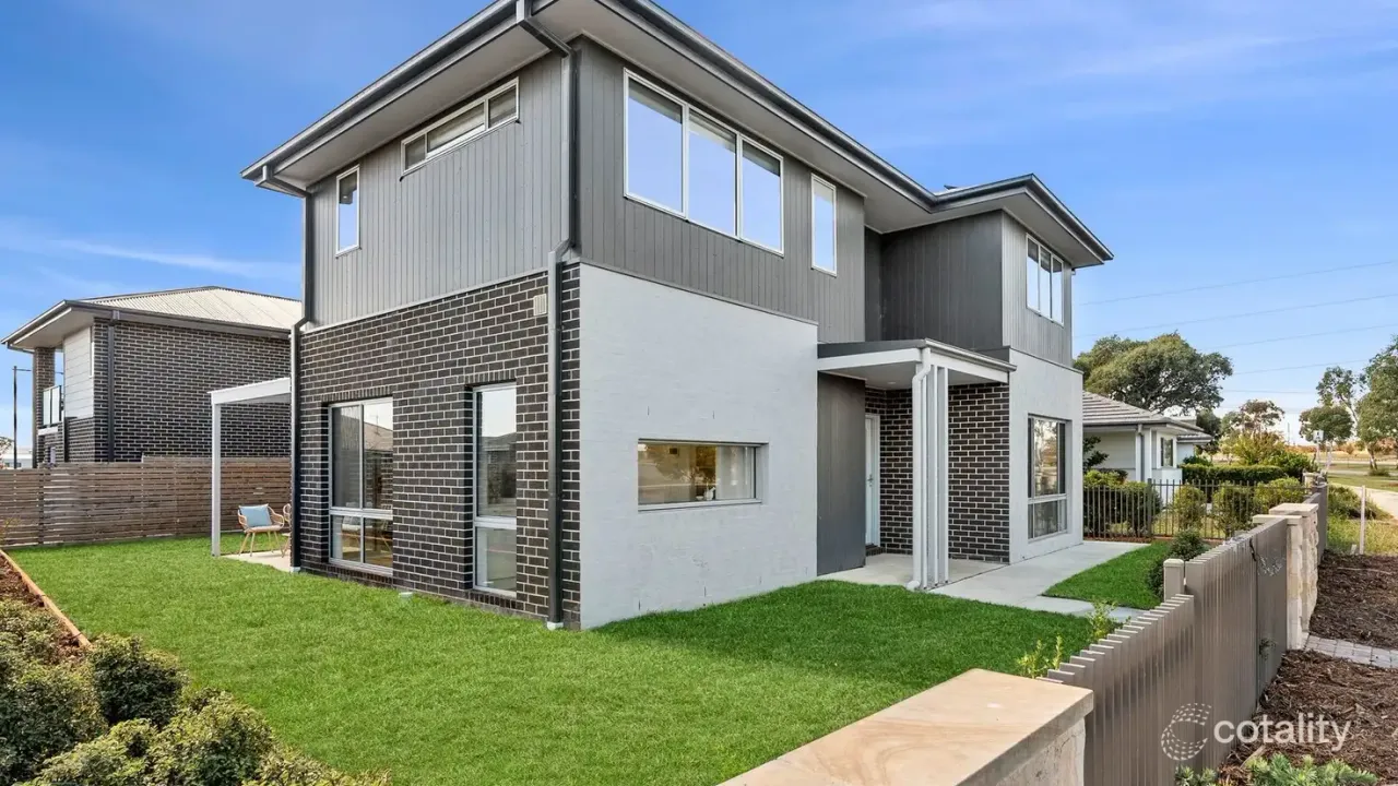 4-bedroom unit at 82 Pro Hart Avenue, Strathnairn, ACT 2615, , Australian Capital Territory