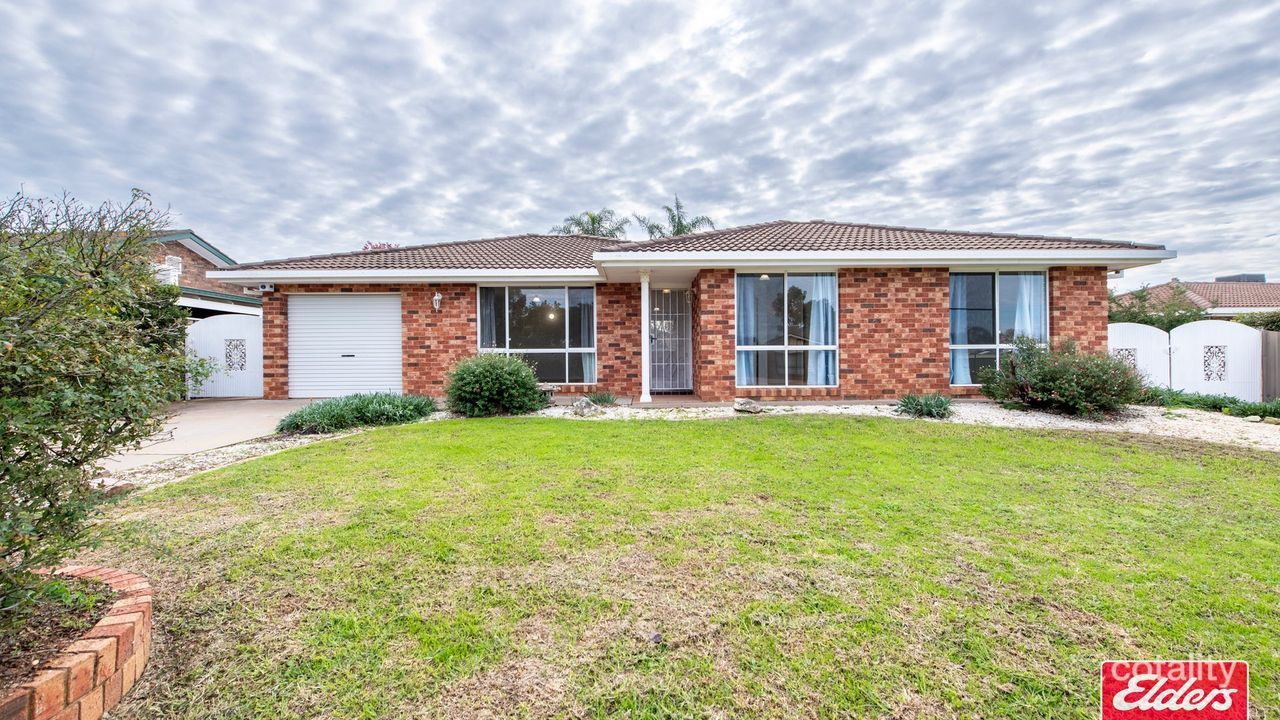 3-bedroom house at 5 Ironbark Close, Dubbo, NSW 2830, Dubbo, New South Wales