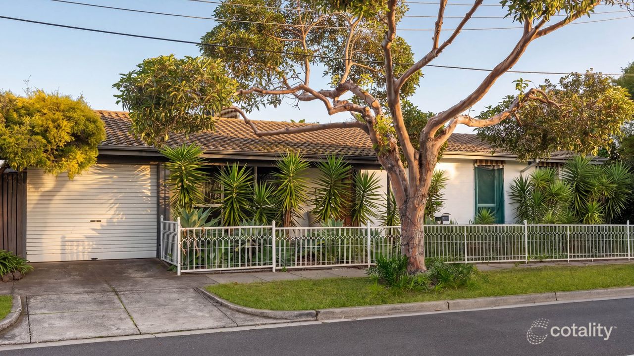 4-bedroom house at 40 Washington Drive, Oakleigh South, VIC 3167, Monash, Victoria