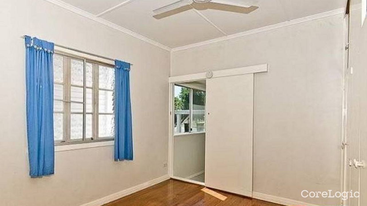 4-bedroom house at 36 Vale Street, Brisbane Council, Queensland