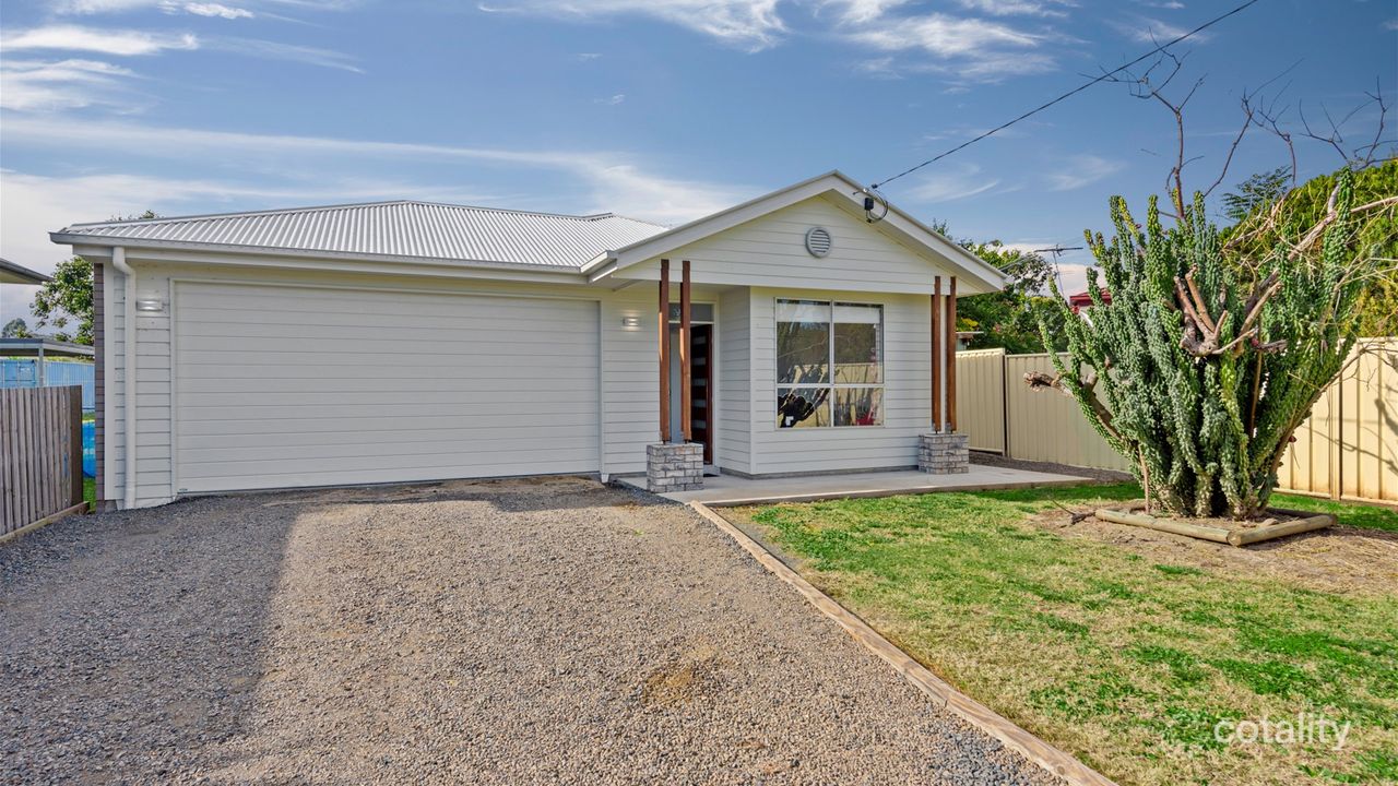 3-bedroom house at 13 Victoria Street, Clifton, QLD 4361, Toowoomba Council, Queensland