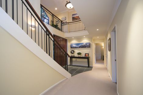 Photo of property in 182b Forest Hill Road, Waiatarua, Auckland, 0612